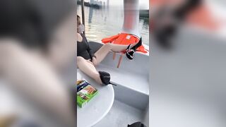 极品网红 #美杜莎 天鹅湖露出事件门 网友认出男主是奇虎公司高管