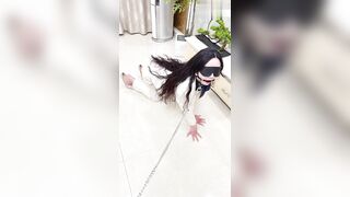 妇女节姐姐放假回来在全家福下把她绑起来操，人前的气质女神此刻就是条发情的狗，连射两次狂操一小时，床单全给我喷湿了