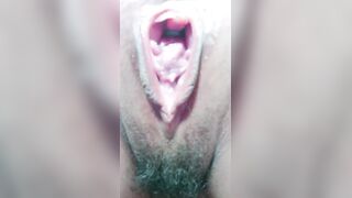 真实农村乱伦-我喜欢爸爸的小肉棒 他暴涨的肉棒在我口中射出，我吞下他的精液