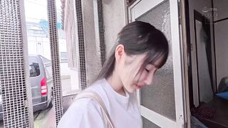 HMN-788 [无码中文字幕] 住在垃圾屋的宅家邋遢大叔用追击活塞多次内射 沉溺于异臭与粘腻性爱的女大学生志愿者 -香水纯