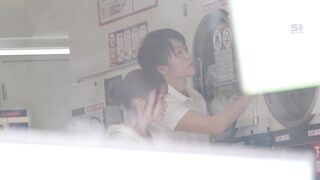 SONE-960 [新模型无码破解] 和搬过来的超诱惑人巨乳美少女做爱 - 梦乃爱佳