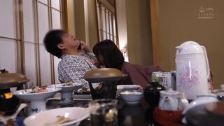 EBOD-940 [中文字幕] 盛夏與肉感小麥肌H罩杯小三去的冒汗溫泉出軌 沉迷貪婪交纏激情中出SEX 矢野沙衣