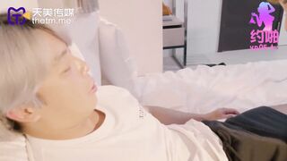 #天美传媒 TMP0008 处男约啪初体验 超淫荡护士居家性治疗