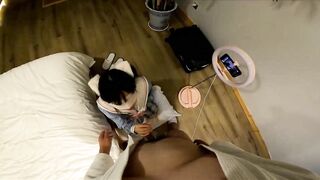 快，骑到爸爸身上来