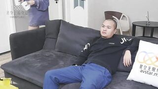【星空传媒】小婵【XK8128】骑完机车再骑闺蜜的男友，高清720P原版首发【XK8124】