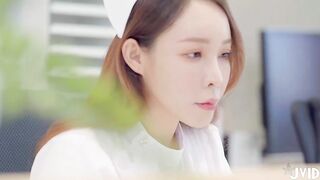 20美金解锁JVID【媚肉夜勤病棟栋巨乳看护研修生-下篇-隐藏版】沒想到打针副作用一直勃起好难受，卻遇到了好心护士帮我治疗