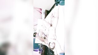 【激情乱伦-下篇】激情小伙PK精神小妹，尖叫隆隆声的房间吊炸天！高潮不断，连续打庄爆艹小骚逼！！