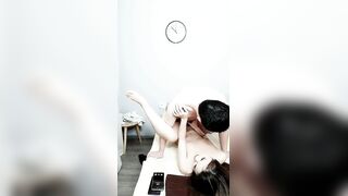 【权少很骚呢】眼睛小伙逍遥一夜，肤白貌美清纯范，长裙飘飘，身材好，后入蜜桃臀，粉乳狂揉暴插不止
