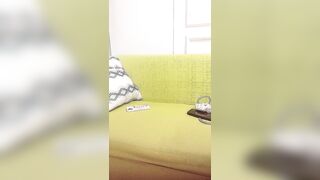 平台身材天花板，人气女神，【秘密的咪咪】上下皆粉嫩，无套啪啪，土豪哥的私家玩物
