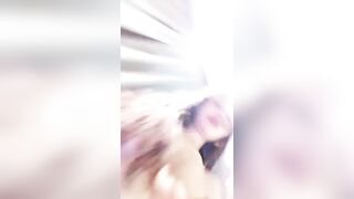 绿播转黄刚下海爆乳裸舞美女【白色内衣】身材完美开档丝袜，柔软大奶子一直晃，浴室湿身翘起极品肥臀