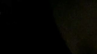 【户外女神渣女来袭】深夜跟大哥出来偷情啪啪，全程露脸口交大鸡巴身材很好，让大哥草了骚逼爆菊花